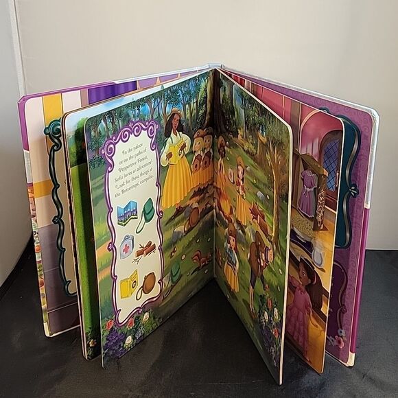 DISNEY JUNIOR SOFIA HARD COVER  FIRST LOOK AND FIND TODDELER BOOK - Picture 11 of 13